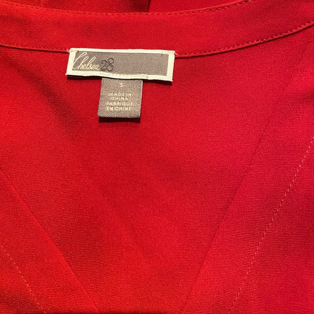 Red blouse - Picture 3 of 3